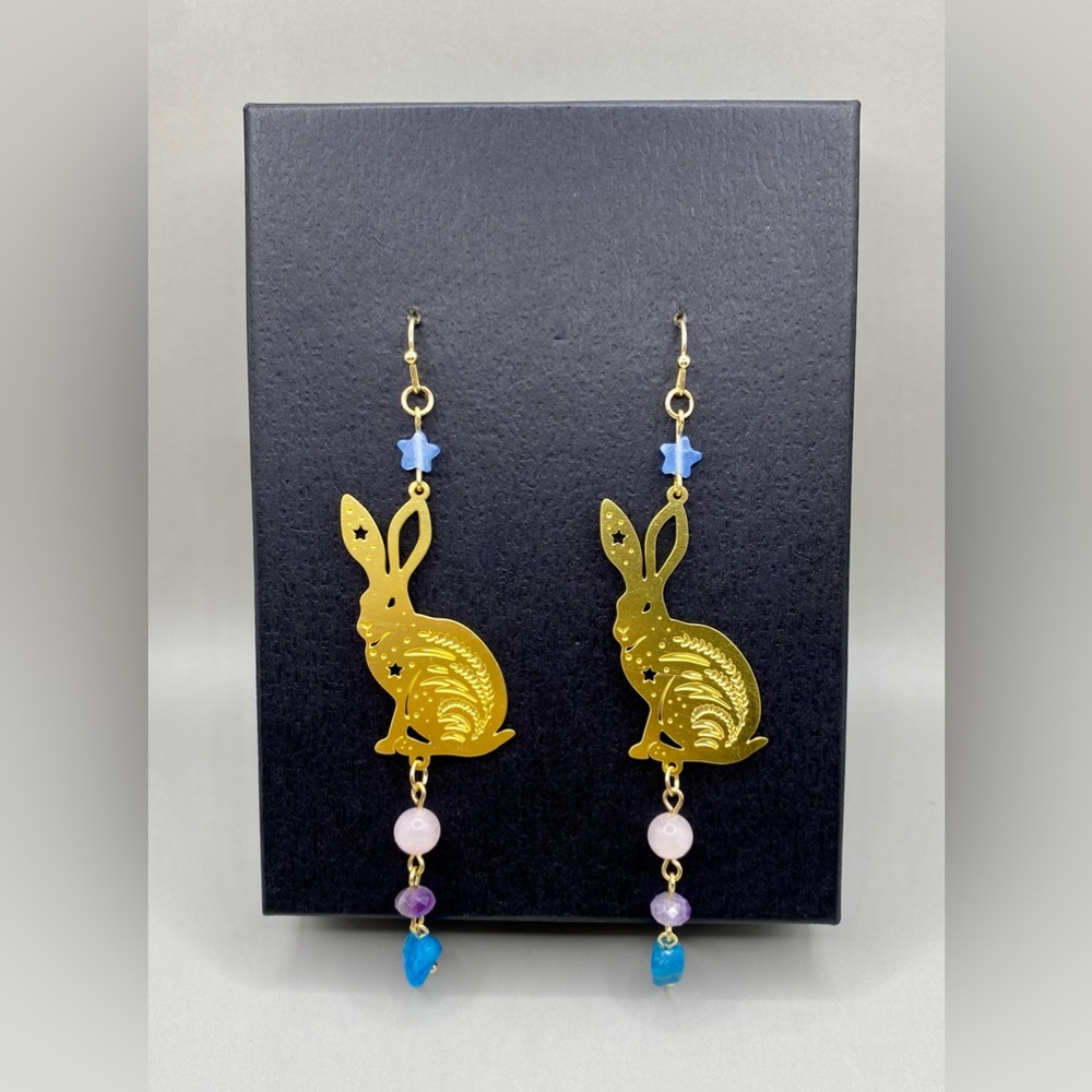 🐇💫Rose Quartz Amethyst Blue Calcite Blue Apatite Ostara Rabbit Earrings
